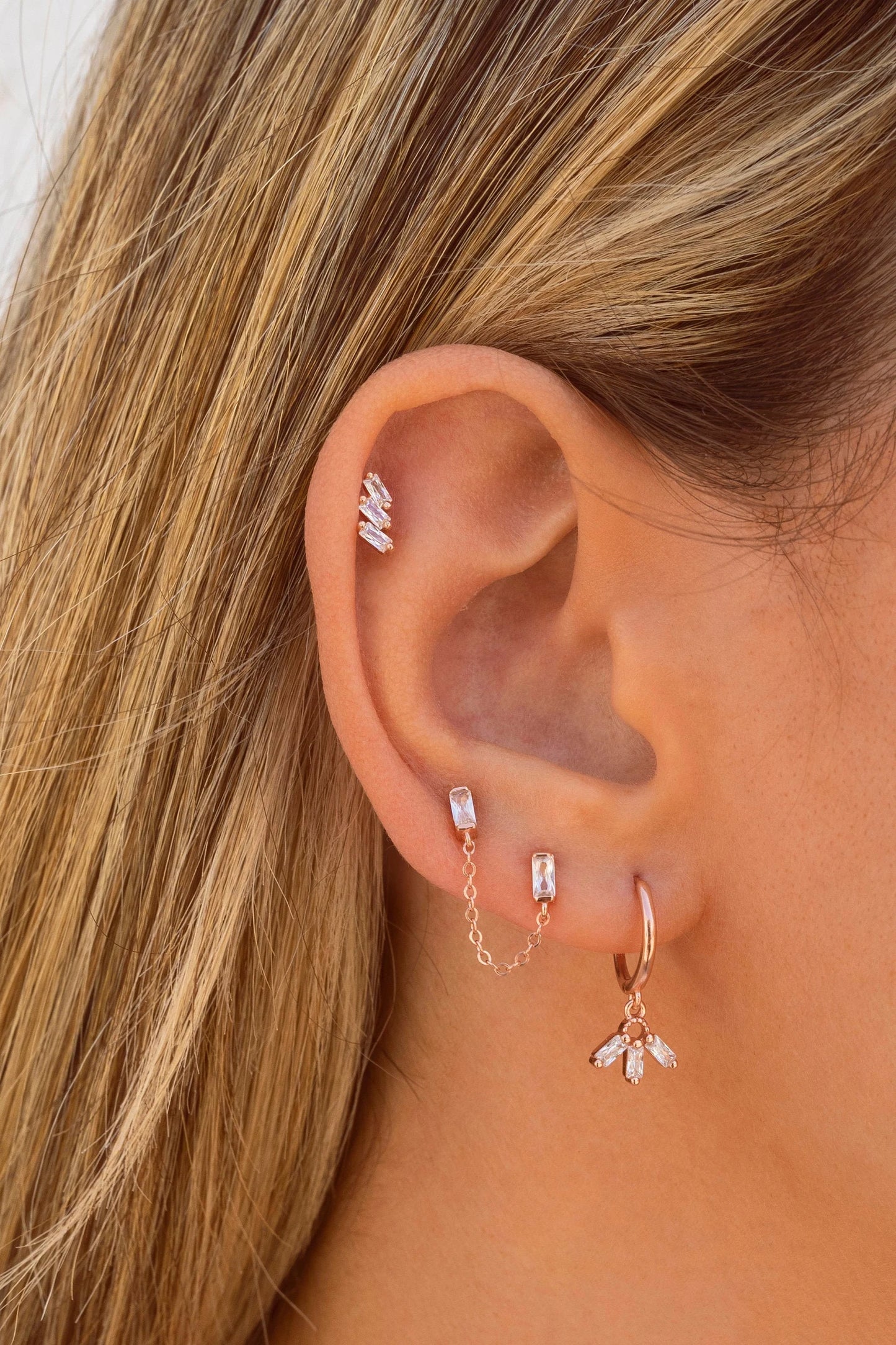 Boucles d'oreilles clous double piercing