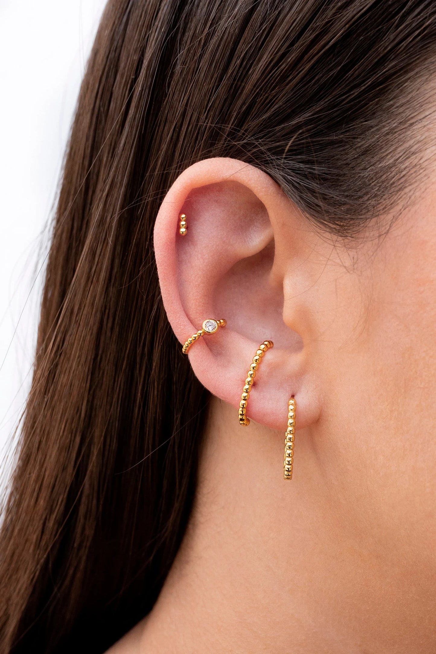 Bar stud earrings with pearls