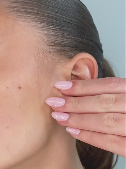 Boucles d'oreilles manchette ornée de zircons avec chaîne pendante